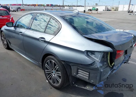 2019 BMW 540I из США, поврежденный, VIN WBAJE5C56KWW40513